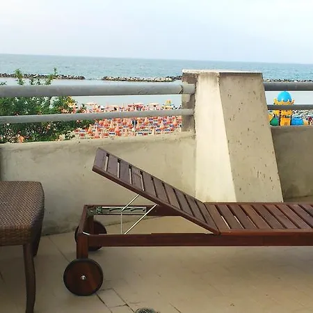 Le Terrazze Sul Mare Апарт-отель 3*