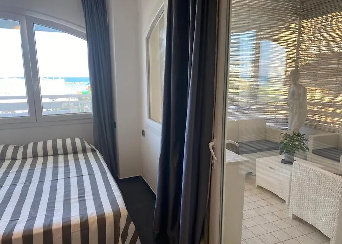 Le Terrazze Sul Mare 아파트호텔 3*