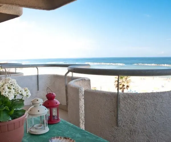 Le Terrazze Sul Mare 公寓式酒店 3*